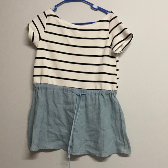 Short dress - Picture 1 of 2